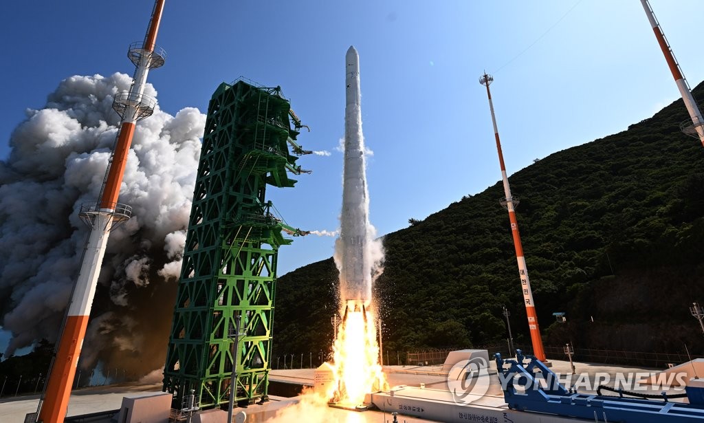 Корея запустила собственную космическую ракету