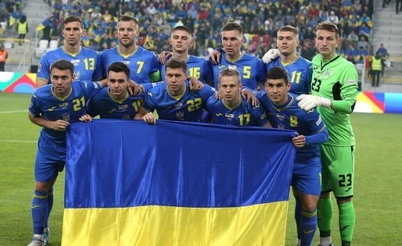 Футбол: сборная Украины осталась на 27 месте рейтинга ФИФА