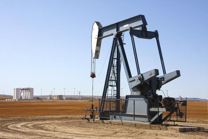 Нефть дорожает на фоне возможного сокращения поставок