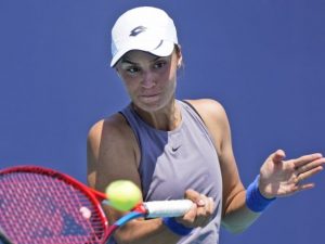 Теннисистка Калинина досрочно прекратила выступление на US Open
