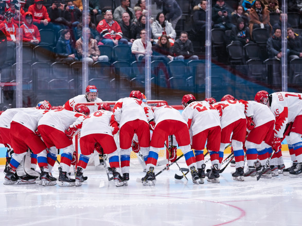 Russia and Belarus will not be allowed to participate in international hockey competitions until the end of the war in Ukraine