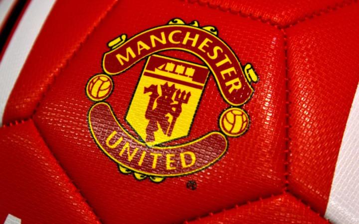 Qatar is interested in buying Manchester United.  Shares rose by 7%