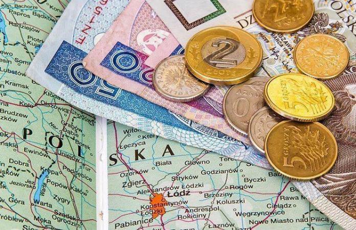 Pensions for Ukrainians in Poland: under what conditions can you receive payments