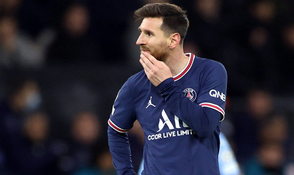 “PSG” suspended Messi for two weeks due to a trip to Saudi Arabia
