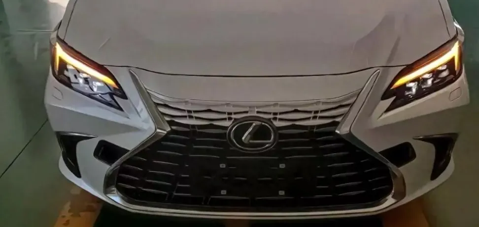 lexus-es