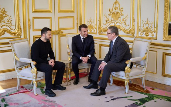 Володимир Зеленський, Еммануель Макрон, Кір Стармер