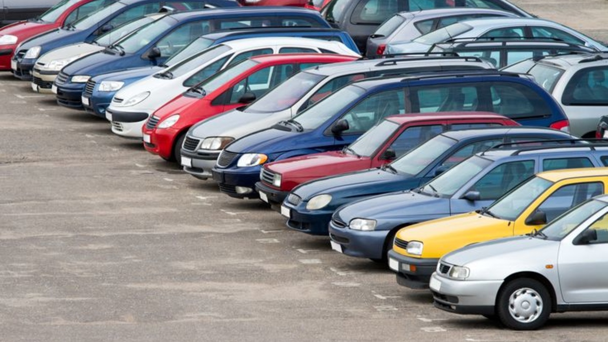 Зміни у правилах продажу авто в Україні