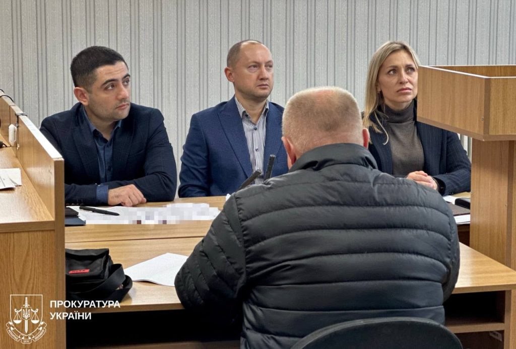Руками і ногами по голові: у Харкові жінка до смерті побила 3-річного пасинка, поки його батько був на роботі