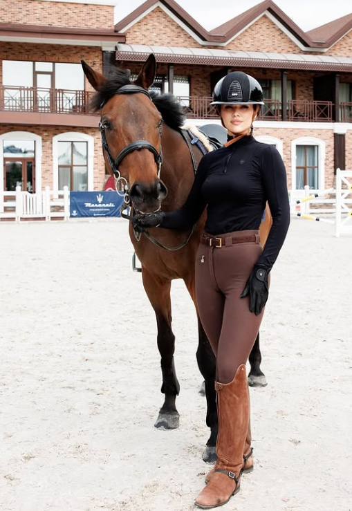 Валерія Жуковська з "Холостяк 14" з Цимбалюком: Інстаграм, вік, зріст, вага, біографія