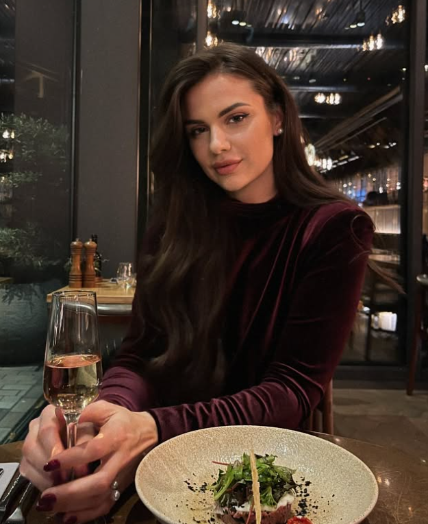 Хто така Валерія Жуковська з «Холостяка»: зріст, вага, Інстаграм, біографія