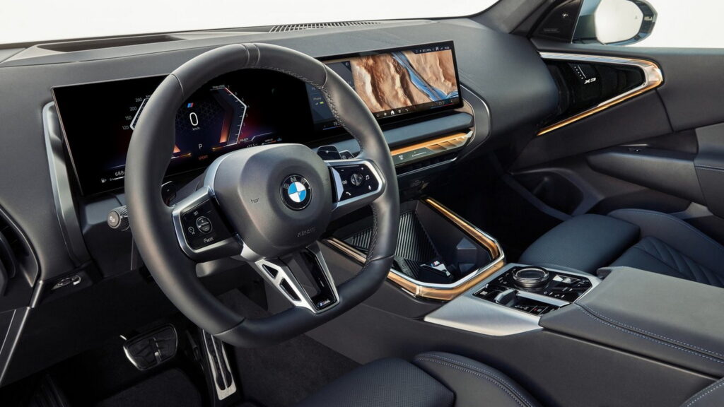 BMW відкликає майже 37 тис. кросоверів X3: у чому причина і які ризики