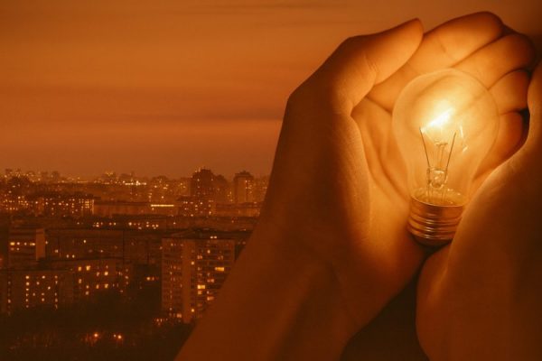 Відключення світла в Києві з 29 січня 2026: новий графік сьогодні, що змінюється і як дізнатися свою чергу