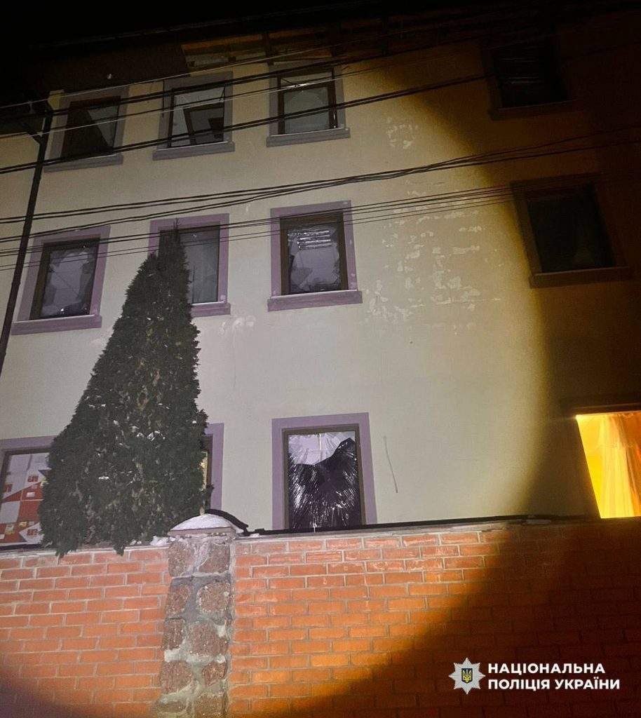 Київ сьогодні сколихнули вибухи: які наслідки атаки, де немає світла і тепла