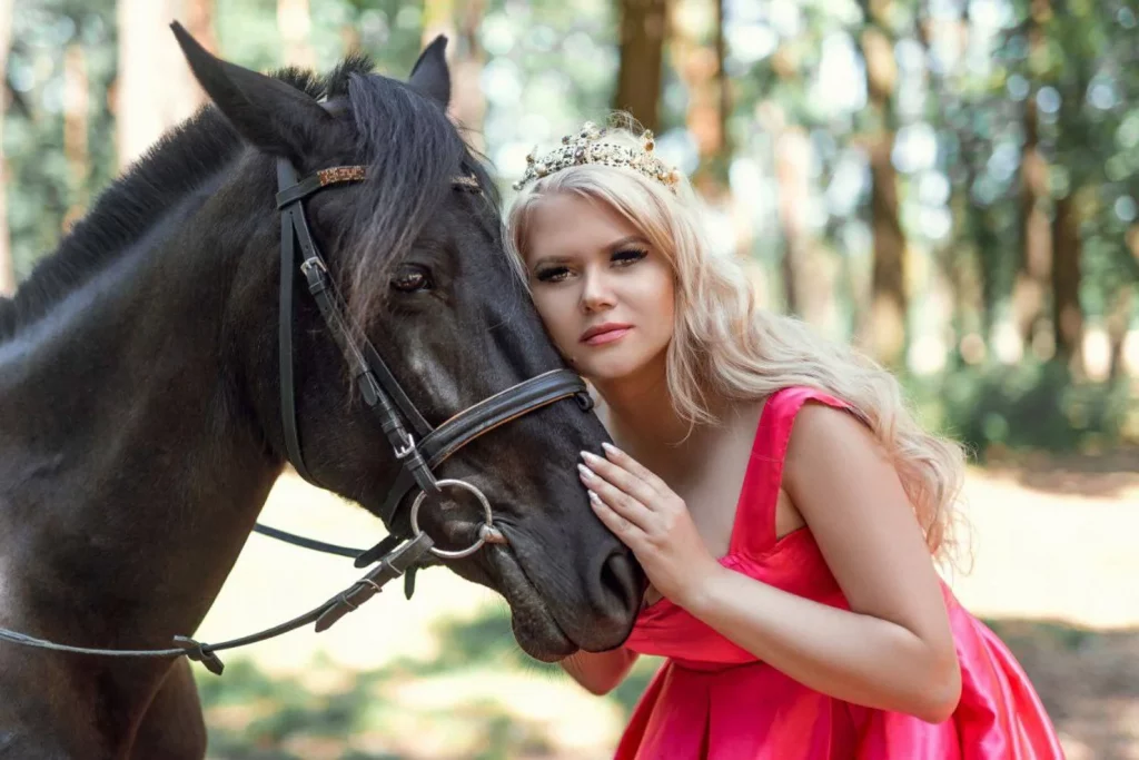 Хто така Elen Smile (Олена Поліщук): біографія, доля співачки після «Україна має талант» і як вона підкорила Америку