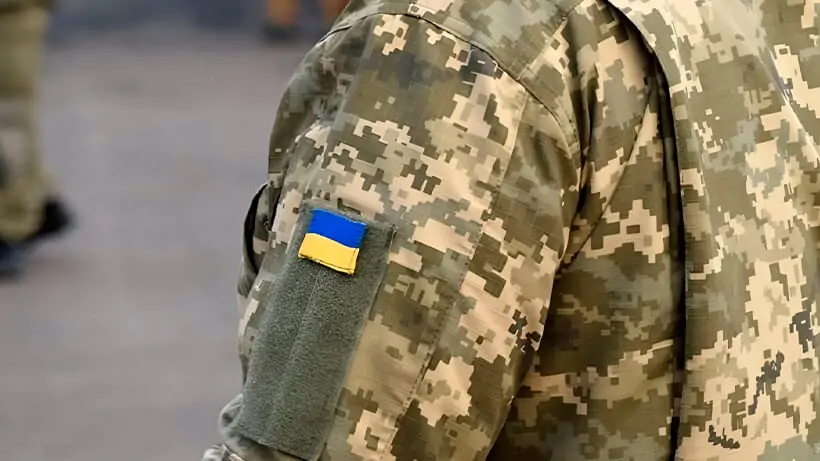 Покарання за СЗЧ і ухилянство в Україні 2026: які зміни, обмеження, чи будуть блокувати картки