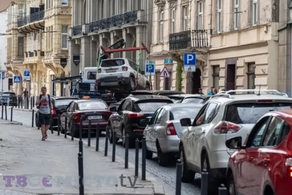 Евакуація авто в Києві подорожчає: нові тарифи з 15 квітня 2026