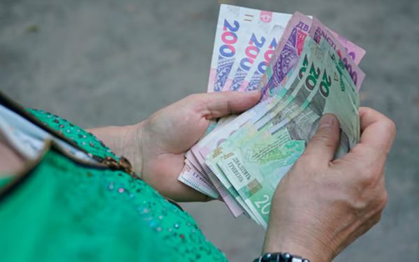 Доплати до пенсій в Україні в 2026 році: умови, суми, хто отримує до 2595 грн