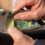 Девальвація гривні у 2026: прогноз і очікування бізнесу в Україні, яким буде курс долара і євро