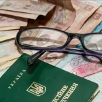 Як підтвердити страховий стаж в Україні: важливі документи 2026