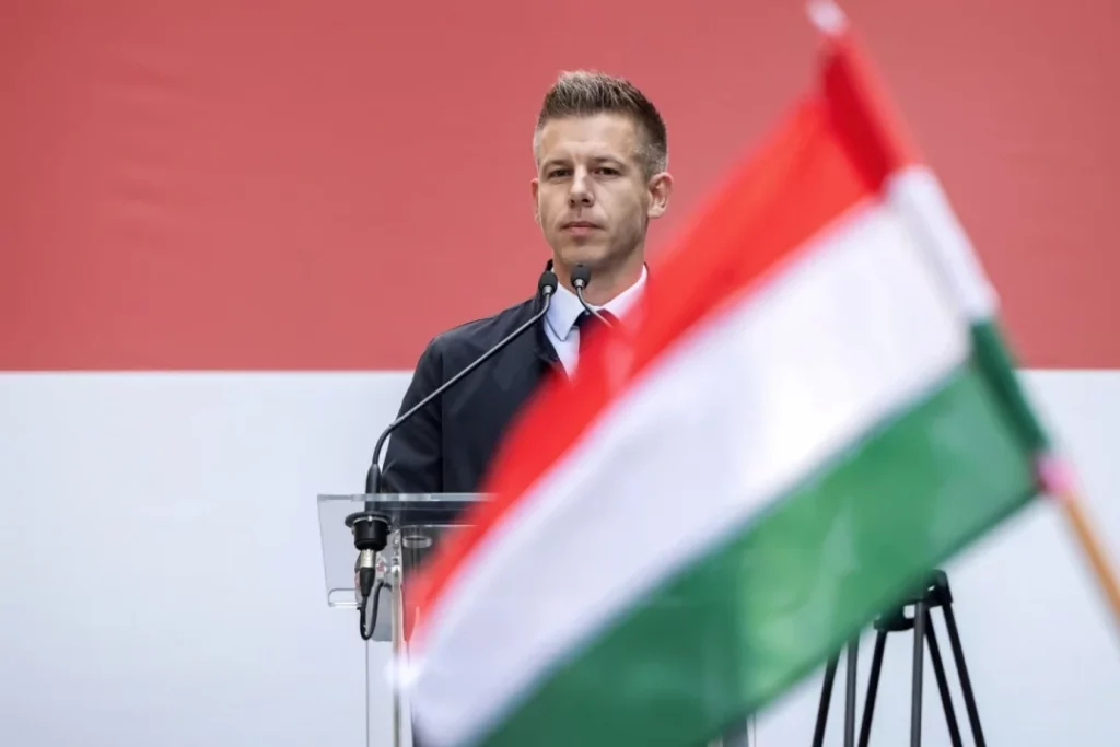 Хто такий Петер Мадяр, який переміг Орбана на виборах в Угорщині: біографія, кар’єра і шлях до влади, що казав про війну в Україні