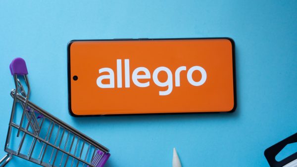 В Україну заходить конкурент Temu та Amazon: терміни, що відомо про Allegro, який тестує доставку через Нову пошту