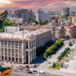 Куди піти на День Києва 2026: фестивалі, маркети, десерти та винні події столиці