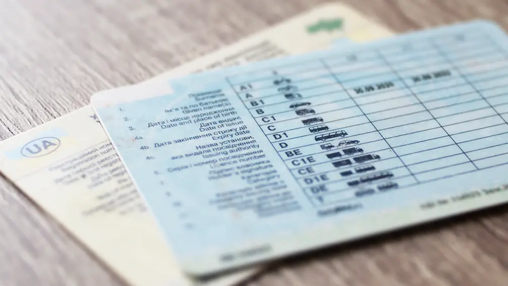 Водіям категорії «В» зі стажем 5 років пропонують автоматично відкрити право на мототранспорт