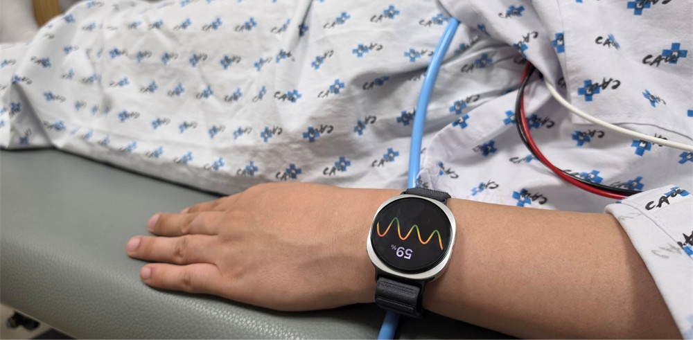 Samsung Galaxy Watch отримав функцію раннього попередження про втрату свідомості: як це працює
