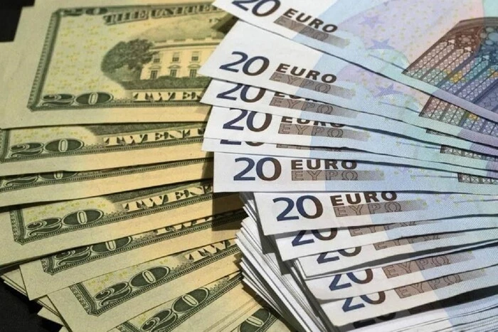 Курс долара та євро 8–14 червня 2026 в Україні: що буде з гривнею і де краще тримати заощадження, прогноз