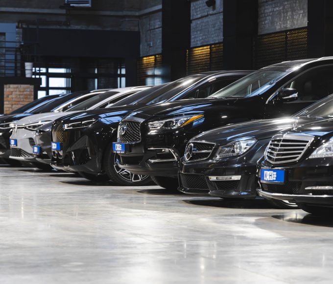 Названо найнадійніші авто року: ціни Lexus, Toyota, Subaru і BMW в Україні
