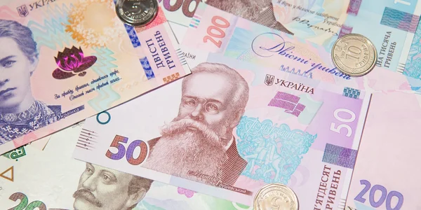 Пенсійний вік в Україні можуть підвищити до 67 років: причина, терміни, що це означає для громадян