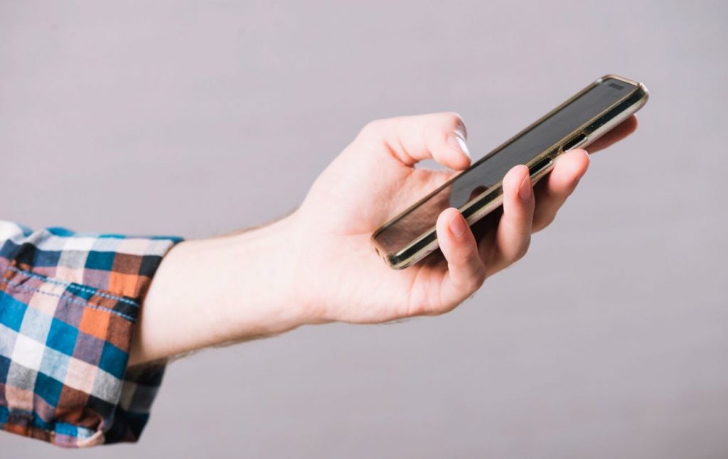 Київстар, Vodafone та lifecell відповіли, чи запровадять зв’язок без абонплати