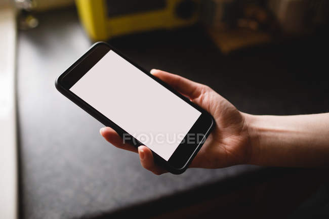 Київстар, Vodafone та lifecell відповіли, чи запровадять зв’язок без абонплати