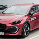 Найпопулярніший автомобіль Європи 2026: чому Renault Clio обирають частіше за Golf і Tesla Model Y, рейтинг і ціна в Україні