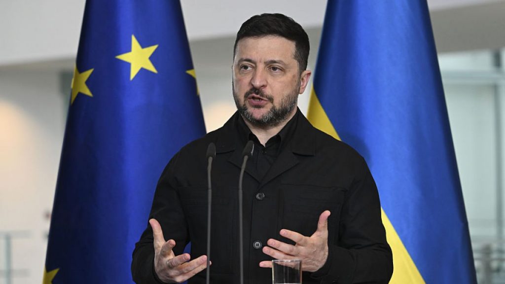 Зеленський підписав мовний закон: чи заборонять російську мову в Україні