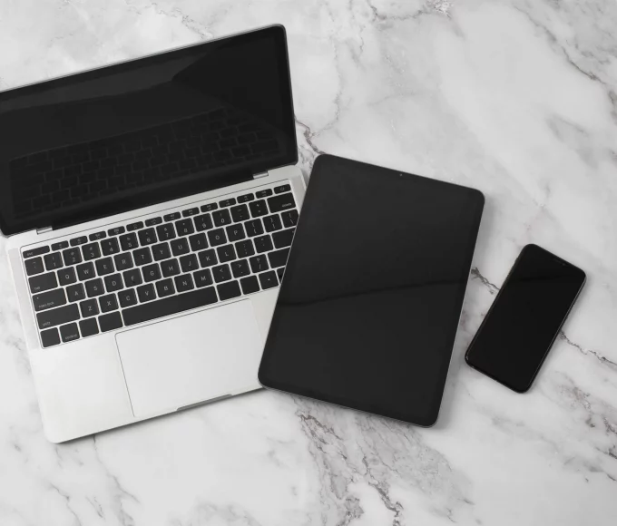 Ціни на Apple в Україні зростають: що буде з iPhone, MacBook, iPad і Vision Pro, нова вартість після здорожчання
