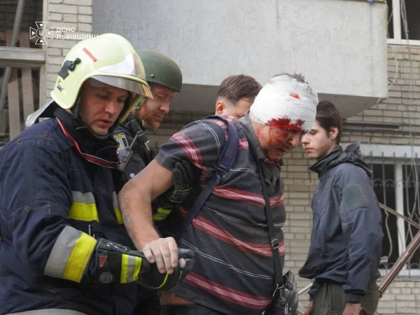 Будинок на Патона у Львові постраждав від удару РФ: наслідки, скільки поранених, чи є загиблі, масштаб руйнувань