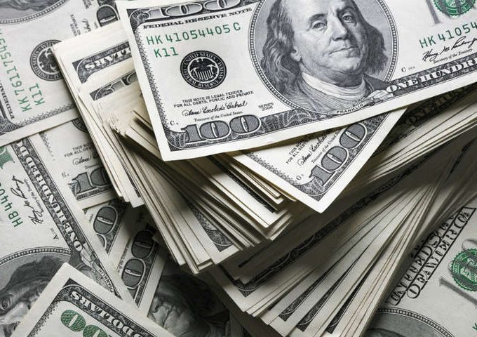 Курс долара у серпні 2026: банкір назвав прогнозований діапазон, який прогноз, вартість