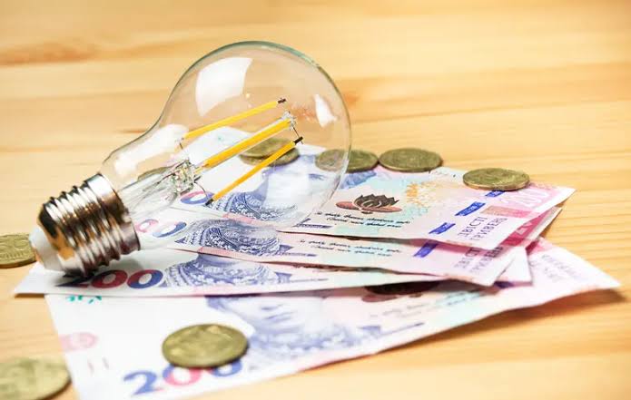 Тарифи на воду зросли в кількох містах: що буде зі світлом, газом і теплом в Україні, яка вартість