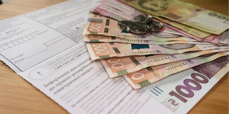 Тарифи на воду зросли в кількох містах: що буде зі світлом, газом і теплом в Україні, яка вартість