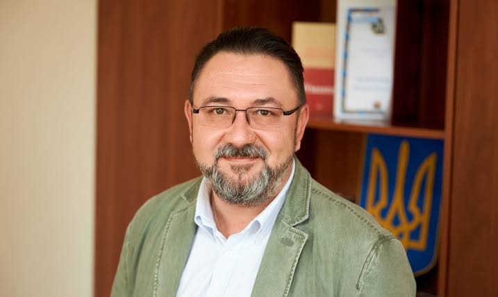 Потураєв подав заяву про складання мандата: причина, вік і біографія нардепа