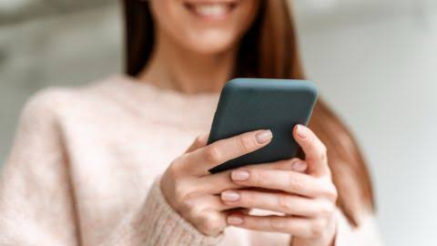 Як відновити видалені фото на Android та iPhone: інструкція