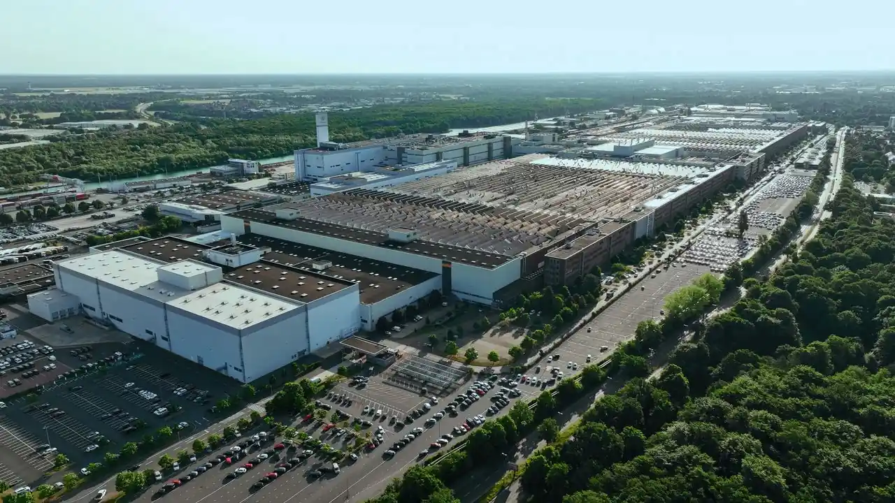 Volkswagen скоротить модельний ряд удвічі: які автомобілі можуть зникнути