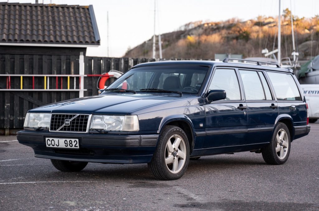 Volvo 940 з простим двигуном B230