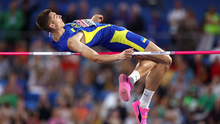 Олег Дорощук здобув срібло чемпіонату Європи-2026 у стрибках у висоту