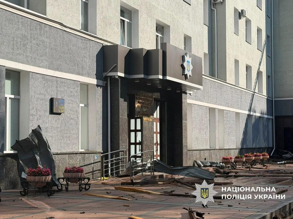 Удар РФ по Нацполіції у Житомирі: Артем Зубчук та Юлія Євдокимова загинули, наслідки 
