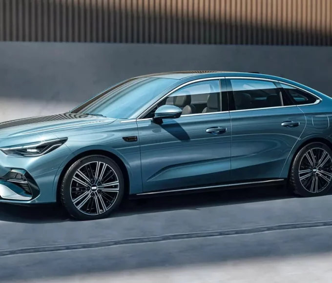 Geely Galaxy Star 6 EF на метанолі, бензині та електриці: ціна, характеристики гібрида і доступність в Україні