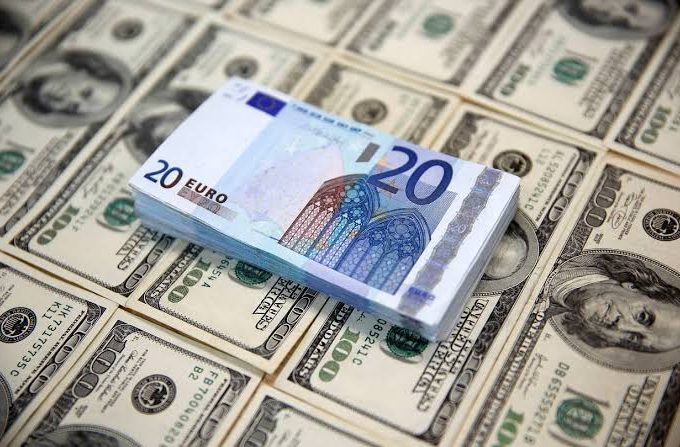 Курс валют на 25 серпня 2026 в Україні: скільки коштують долар, євро та злотий, ціна