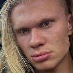 Ерлінг Голанд кардинально змінив зачіску перед новим сезоном: як підстригся майже під нуль