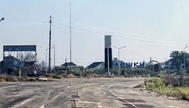 Ситуація в Олешках: російські військові забирають у людей їжу, скинуту дронами